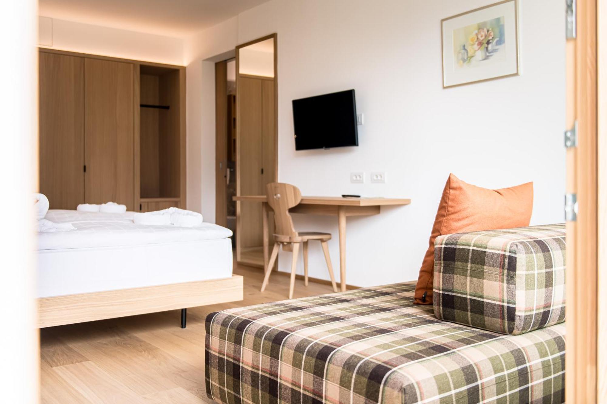 Taufers Hotel